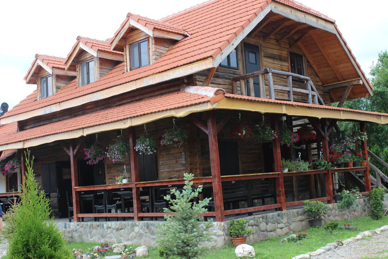 Satul Traditional Runcu  Exterior foto